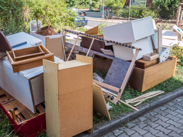 Best Construction Debris Removal  in New Lisbon, WI